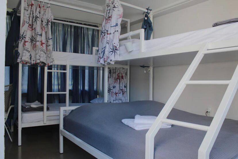 Albergue Let Me Take My Bunk Bed Atenas Exterior foto
