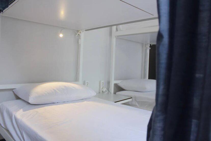 Albergue Let Me Take My Bunk Bed Atenas Exterior foto